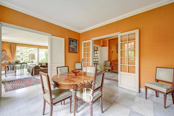 Versailles, Maison 7 Chambres -  272 m² à vendre