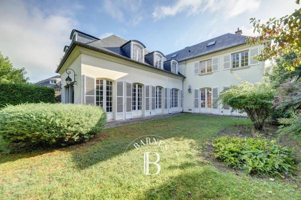 Versailles, Maison 7 Chambres -  272 m² à vendre