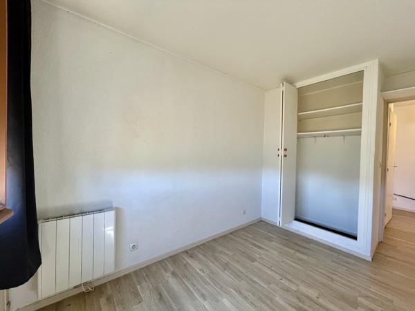 Appartement à Saint-Raphaël avec terrasse et parking en sous-sol