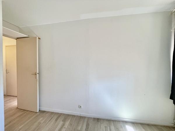 Appartement à Saint-Raphaël avec terrasse et parking en sous-sol