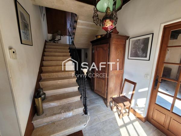 Maison 9 pièces - 221m²