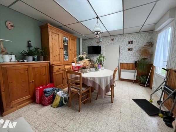 MAISON SEMI-MITOYENNE