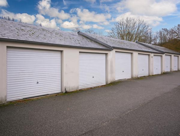 Sainte-Barbe-sur-Gaillon (27600) Charmant F2 centre-ville Gaillon avec jardin