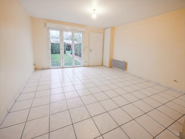 Sainte-Barbe-sur-Gaillon (27600) Charmant F2 centre-ville Gaillon avec jardin