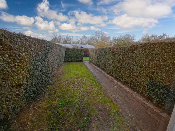 Sainte-Barbe-sur-Gaillon (27600) Charmant F2 centre-ville Gaillon avec jardin