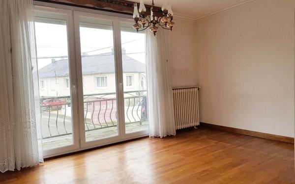 Maison à vendre    3 pièces •  Grâces