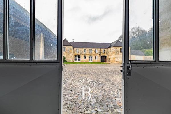 Verneuil-en-Halatte, Maison  333 m² à vendre