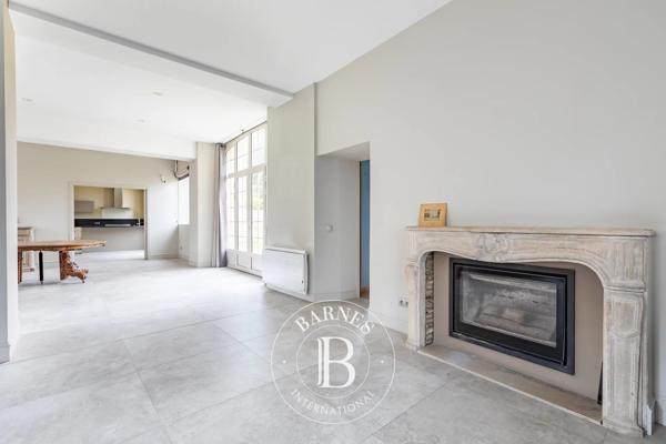 Verneuil-en-Halatte, Maison  333 m² à vendre