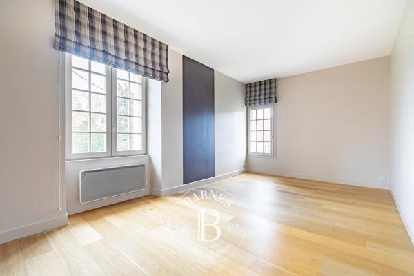 Verneuil-en-Halatte, Maison  333 m² à vendre