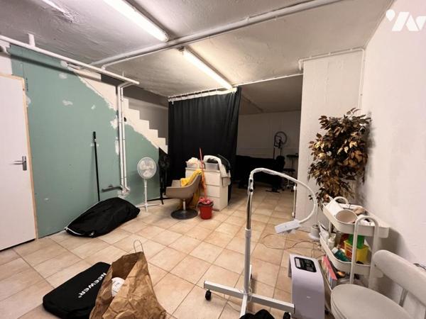 Local commercial A VENDRE