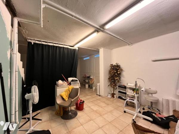 Local commercial A VENDRE