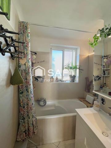 3/4 pièces avec aperçu mer