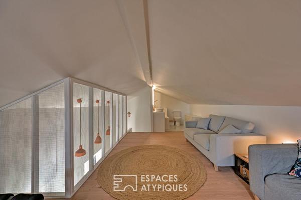 Maison lumineuse au style actuel avec Vue – Collines Est