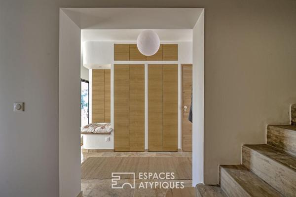 Maison lumineuse au style actuel avec Vue – Collines Est