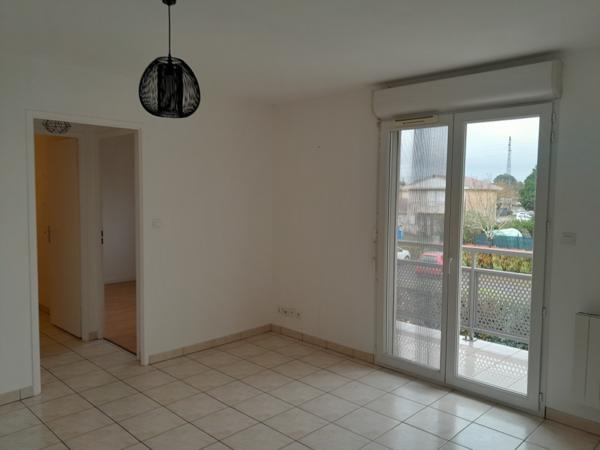 Appartement
                                                                                                                                                                                                                                                                                                                        2 pièce(s)                                                                                                                                                                                                          1 chambre(s)                                                                                                                                                                                                          44  m²