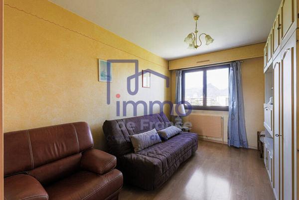 Appartement 5 pièces                                        - 38130 Échirolles Réf : 21634