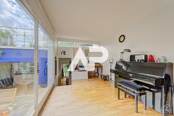 Maison Rueil-Malmaison 8 pièce(s) 247m2 €1 700 000 ** - Référence 19847