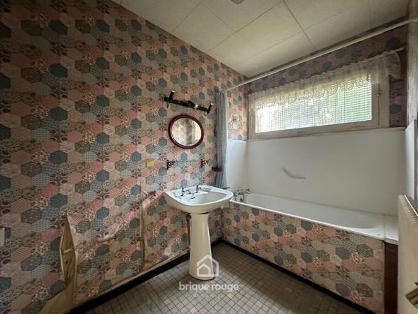 Semi plain-pied sur 1200m² édifié sur les remparts