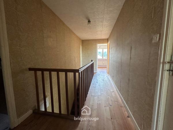 Semi plain-pied sur 1200m² édifié sur les remparts