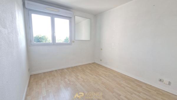 La Rochelle - Appartement 3 pièces avec vue panoramique sur le Lac de la Sole, ascenseur et box possible 324 000 € **  - Référence  ND683D3