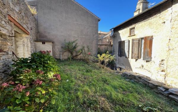 Vente Maison de village avec terrasse - Garage et jardin à rénover Saint-pons-de-thomieres   