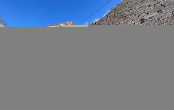 Vente Maison de village avec terrasse - Garage et jardin à rénover Saint-pons-de-thomieres   