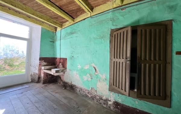 Vente Maison de village avec terrasse - Garage et jardin à rénover Saint-pons-de-thomieres   