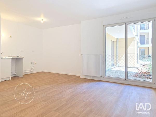 Location studio 31 m² Dourdan