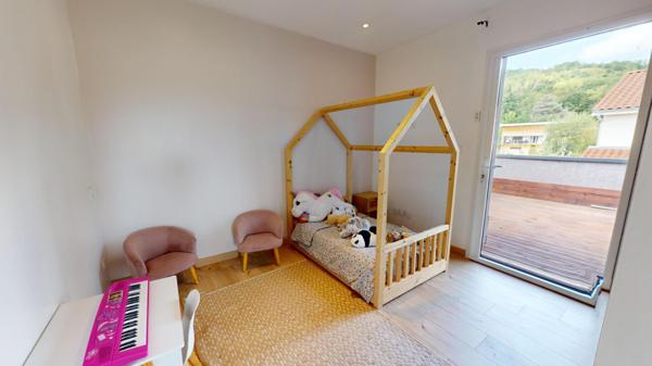 Maison d’architecte contemporaine avec piscine – Cessieu (38110)