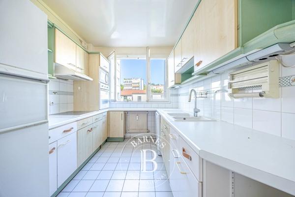 Saint-Cloud, Appartement 3 Chambres -  136 m² à vendre