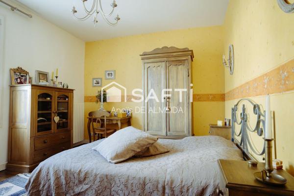 Maison de charme avec dépendance