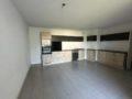 DECINES CENTRE: T3 EXCELLENT ETAT BALCON GARAGE CALME