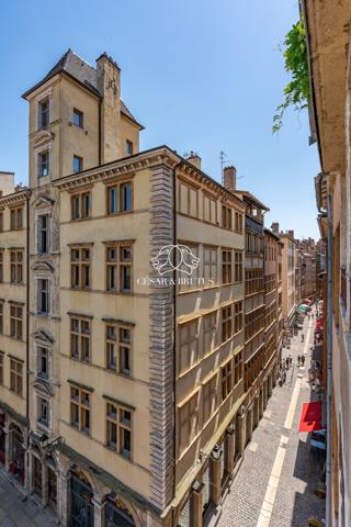 LYON 05 – Appartement T3 de 62 m² dans un immeuble de caractère