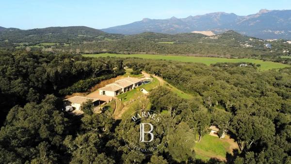 Porto-Vecchio, Villa 4 Chambres -  229 m² à vendre