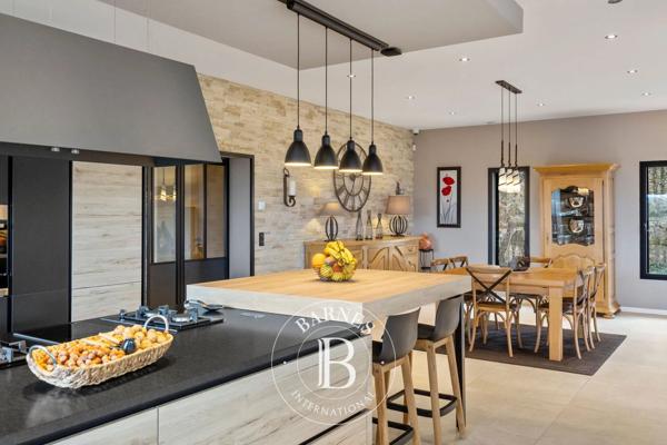 Porto-Vecchio, Villa 4 Chambres -  229 m² à vendre