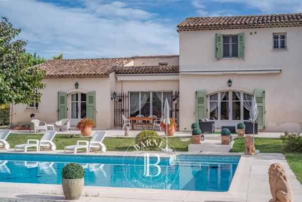 Châteauneuf-Grasse, Villa 4 Chambres -  207 m² à vendre