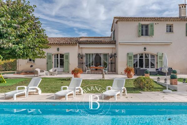 Châteauneuf-Grasse, Villa 4 Chambres -  207 m² à vendre