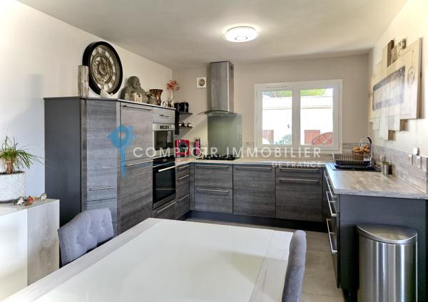 Appartement
                                                                                                                                                                                                                                                                                                                        3 pièce(s)                                                                                                                                                                                                          2 chambre(s)                                                                                                                                                                                                          60  m²