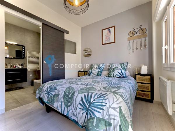 Appartement
                                                                                                                                                                                                                                                                                                                        3 pièce(s)                                                                                                                                                                                                          2 chambre(s)                                                                                                                                                                                                          60  m²