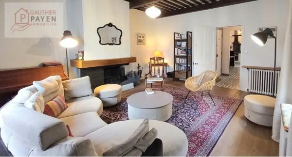 Grande maison au coeur de ville