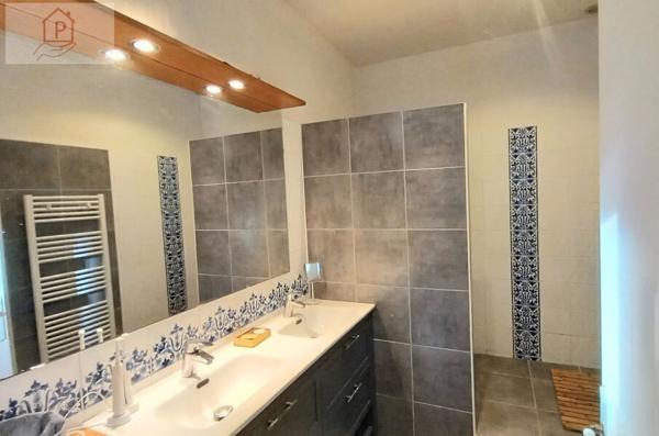 Grande maison au coeur de ville