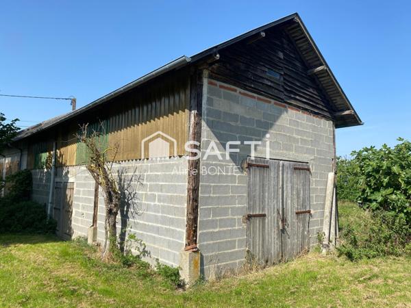 Maison ancienne avec 9000m2 de terrain à rénover