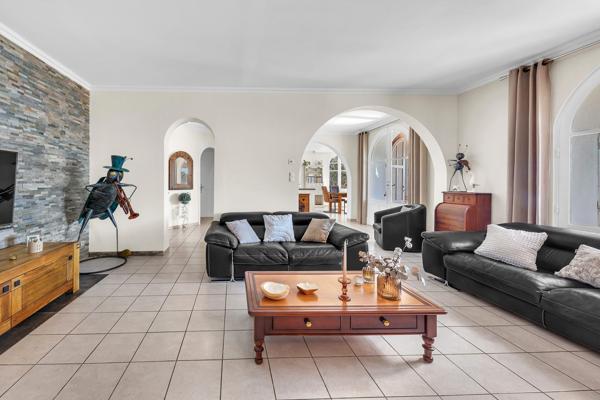 Rare Villa de Plein Pieds aux Issambres, vue mer
