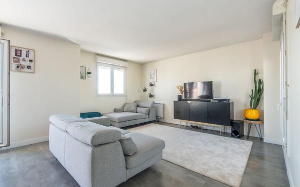 Appartement à vendre    4 pièces • 84,36 m2 Alfortville