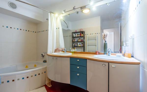 Appartement à vendre    4 pièces • 84,36 m2 Alfortville