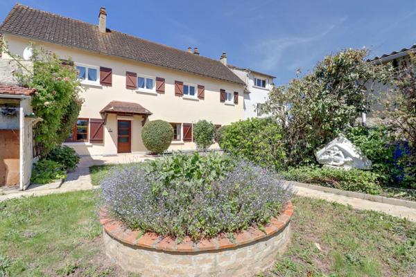 Maison 150m2, 4 chambres, toutes commodités à pieds