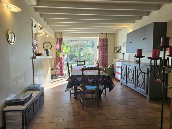 Grande maison au calme à 10 min à pied du centre de Chalais