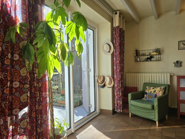 Grande maison au calme à 10 min à pied du centre de Chalais