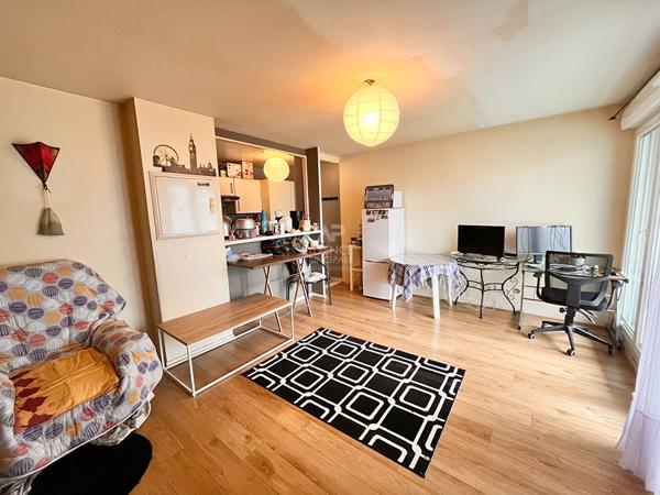 Appartement Cergy 2 pièce(s) 42.10 m2 €159 000 ** - Référence 2213