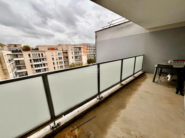 Appartement Cergy 2 pièce(s) 42.10 m2 €159 000 ** - Référence 2213
